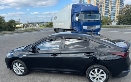 Hyundai Solaris II рестайлинг, 2020 год, 1 850 000 рублей, 4 фотография