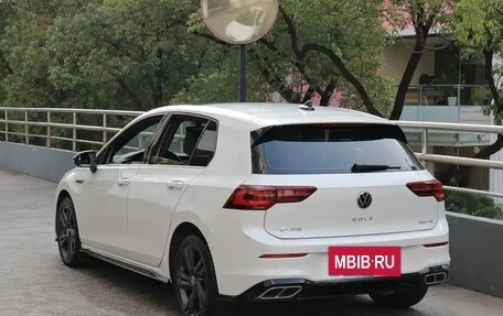 Volkswagen Golf VIII, 2022 год, 1 700 000 рублей, 4 фотография