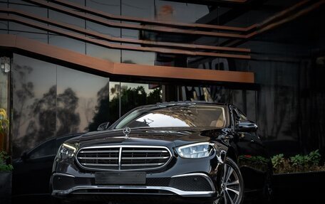 Mercedes-Benz E-Класс, 2022 год, 3 800 000 рублей, 1 фотография