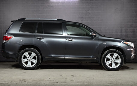 Toyota Highlander III, 2011 год, 2 350 000 рублей, 9 фотография