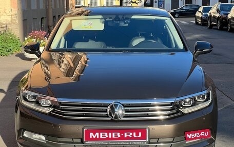 Volkswagen Passat B8 рестайлинг, 2015 год, 1 800 000 рублей, 1 фотография