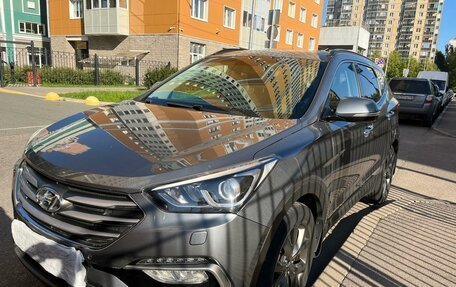 Hyundai Santa Fe III рестайлинг, 2018 год, 2 299 000 рублей, 1 фотография