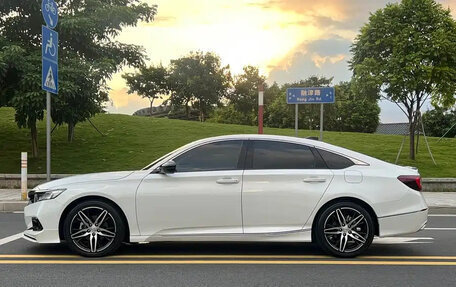 Honda Accord IX рестайлинг, 2022 год, 1 840 888 рублей, 5 фотография