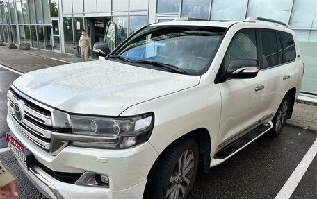 Toyota Land Cruiser 200, 2016 год, 6 249 000 рублей, 1 фотография