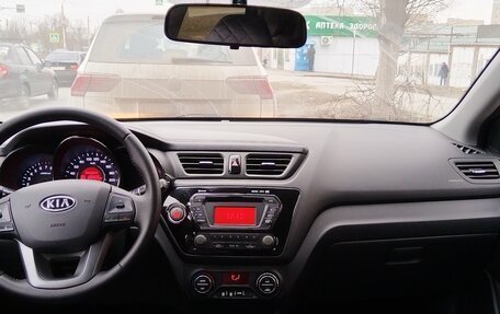 KIA Rio III рестайлинг, 2012 год, 870 000 рублей, 4 фотография
