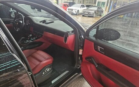 Porsche Cayenne III, 2022 год, 8 890 000 рублей, 7 фотография