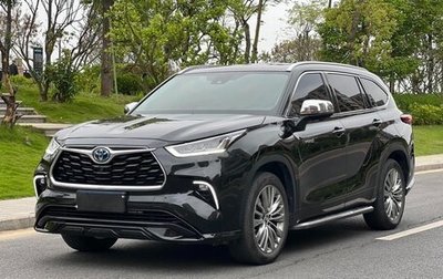 Toyota Highlander, 2022 год, 3 078 000 рублей, 1 фотография