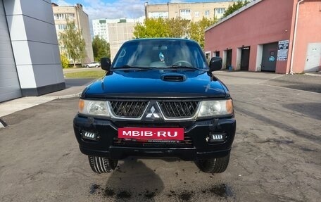 Mitsubishi Pajero Sport II рестайлинг, 2004 год, 600 000 рублей, 3 фотография