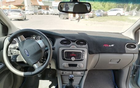 Ford Focus II рестайлинг, 2009 год, 410 000 рублей, 3 фотография