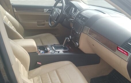 Volkswagen Touareg III, 2008 год, 1 330 000 рублей, 1 фотография