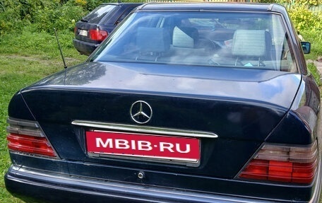 Mercedes-Benz W124, 1993 год, 430 000 рублей, 2 фотография