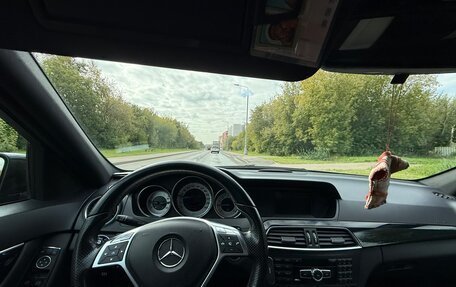 Mercedes-Benz C-Класс, 2012 год, 1 600 000 рублей, 8 фотография