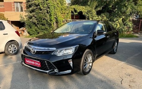 Toyota Camry, 2017 год, 2 950 000 рублей, 1 фотография