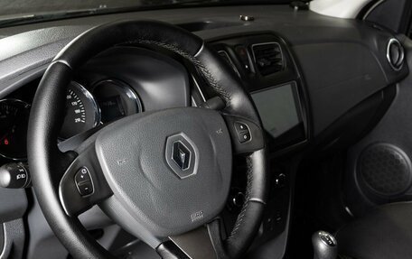 Renault Logan II, 2015 год, 662 500 рублей, 3 фотография