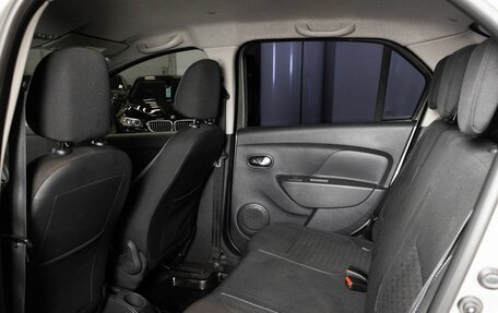 Renault Logan II, 2015 год, 662 500 рублей, 14 фотография
