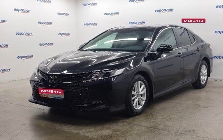 Toyota Camry, 2018 год, 2 647 000 рублей, 1 фотография