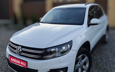 Volkswagen Tiguan I, 2012 год, 1 350 000 рублей, 1 фотография