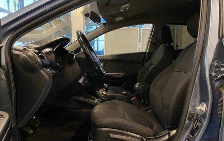 KIA Rio III рестайлинг, 2015 год, 930 000 рублей, 16 фотография