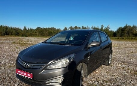 Hyundai Solaris II рестайлинг, 2016 год, 1 300 000 рублей, 1 фотография