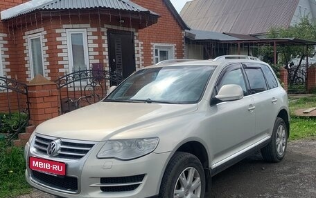 Volkswagen Touareg III, 2010 год, 1 150 000 рублей, 1 фотография