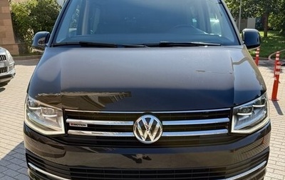 Volkswagen Multivan T6 рестайлинг, 2015 год, 3 950 000 рублей, 1 фотография