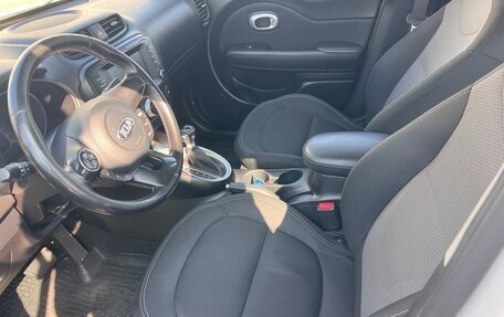 KIA Soul II рестайлинг, 2018 год, 1 540 000 рублей, 2 фотография