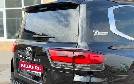 Toyota Land Cruiser, 2022 год, 8 990 000 рублей, 10 фотография