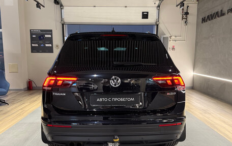 Volkswagen Tiguan II, 2019 год, 2 499 000 рублей, 4 фотография