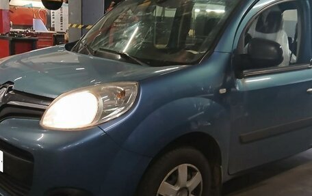 Renault Kangoo II рестайлинг, 2014 год, 1 050 000 рублей, 2 фотография