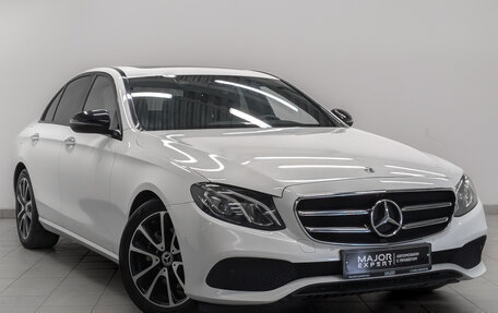 Mercedes-Benz E-Класс, 2020 год, 3 270 000 рублей, 3 фотография