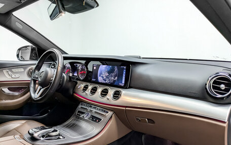 Mercedes-Benz E-Класс, 2020 год, 3 270 000 рублей, 11 фотография