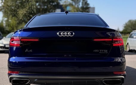 Audi A4, 2019 год, 2 800 000 рублей, 4 фотография