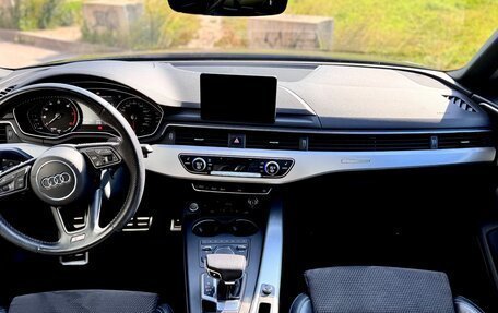 Audi A4, 2019 год, 2 800 000 рублей, 5 фотография