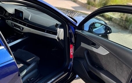 Audi A4, 2019 год, 2 800 000 рублей, 8 фотография