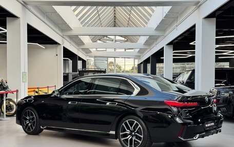 BMW 7 серия, 2024 год, 17 200 000 рублей, 10 фотография