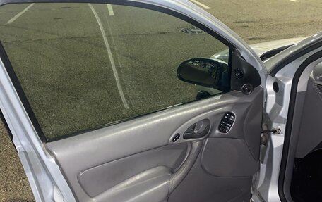 Ford Focus IV, 2001 год, 230 000 рублей, 6 фотография