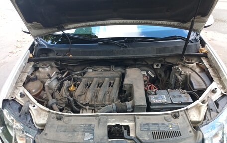 Renault Logan II, 2015 год, 815 000 рублей, 2 фотография