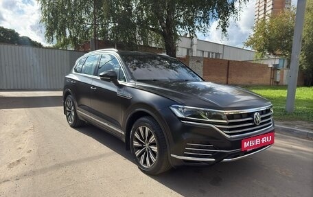 Volkswagen Touareg III, 2019 год, 4 685 000 рублей, 2 фотография
