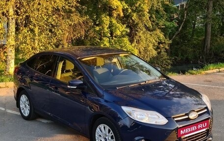 Ford Focus III, 2014 год, 850 000 рублей, 2 фотография