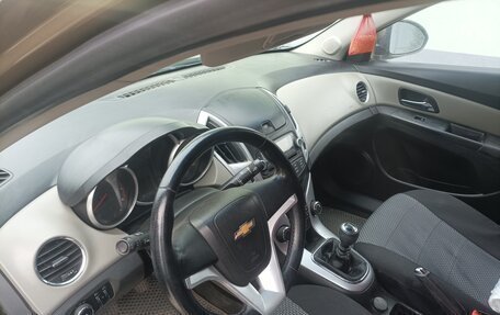 Chevrolet Cruze II, 2012 год, 750 000 рублей, 3 фотография