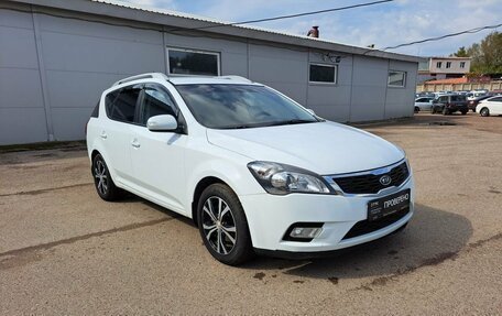 KIA cee'd I рестайлинг, 2011 год, 800 000 рублей, 3 фотография