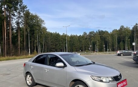 KIA Cerato III, 2009 год, 800 000 рублей, 2 фотография