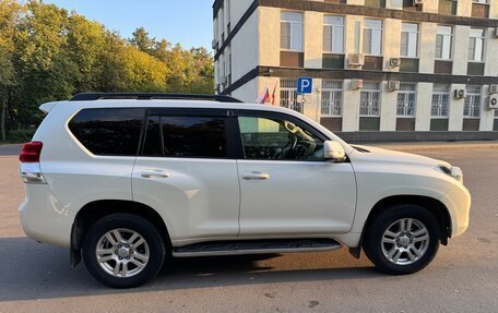 Toyota Land Cruiser Prado 150 рестайлинг 2, 2013 год, 2 560 000 рублей, 3 фотография