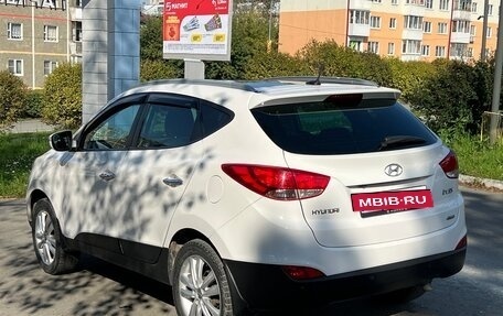Hyundai ix35 I рестайлинг, 2012 год, 1 370 000 рублей, 4 фотография
