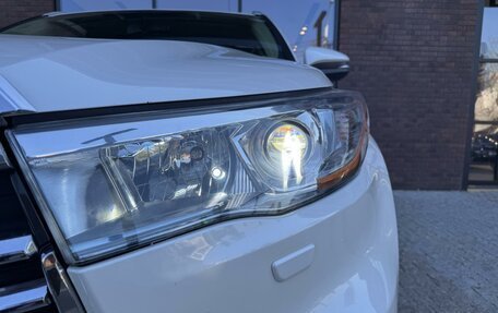 Toyota Highlander III, 2014 год, 2 390 000 рублей, 6 фотография