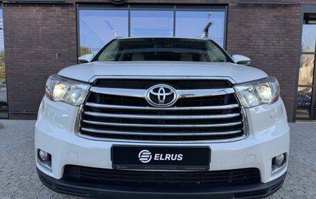 Toyota Highlander III, 2014 год, 2 390 000 рублей, 3 фотография