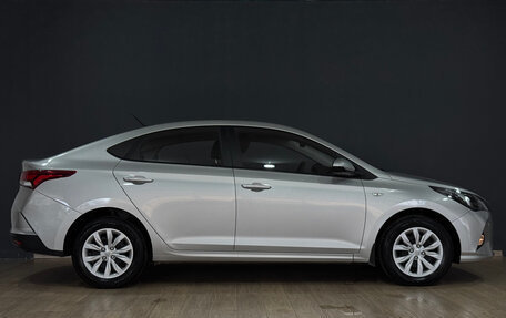 Hyundai Solaris II рестайлинг, 2022 год, 1 650 000 рублей, 4 фотография