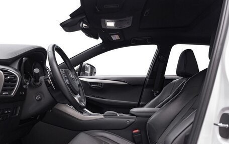 Lexus NX I, 2018 год, 3 999 990 рублей, 8 фотография