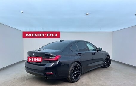 BMW 3 серия, 2021 год, 2 999 000 рублей, 2 фотография