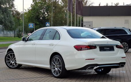 Mercedes-Benz E-Класс, 2022 год, 7 500 000 рублей, 2 фотография